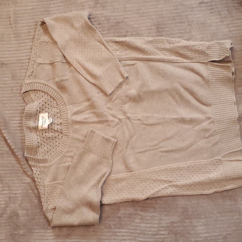 American eagle size m women's sweater